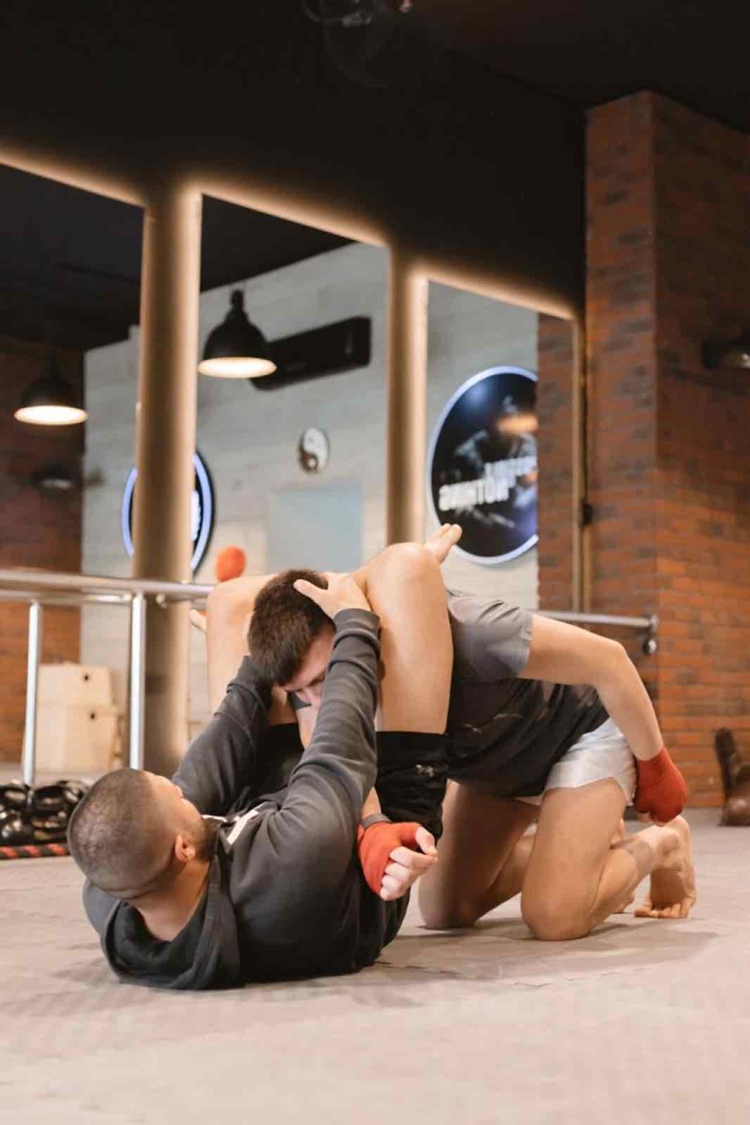 mma salonlari