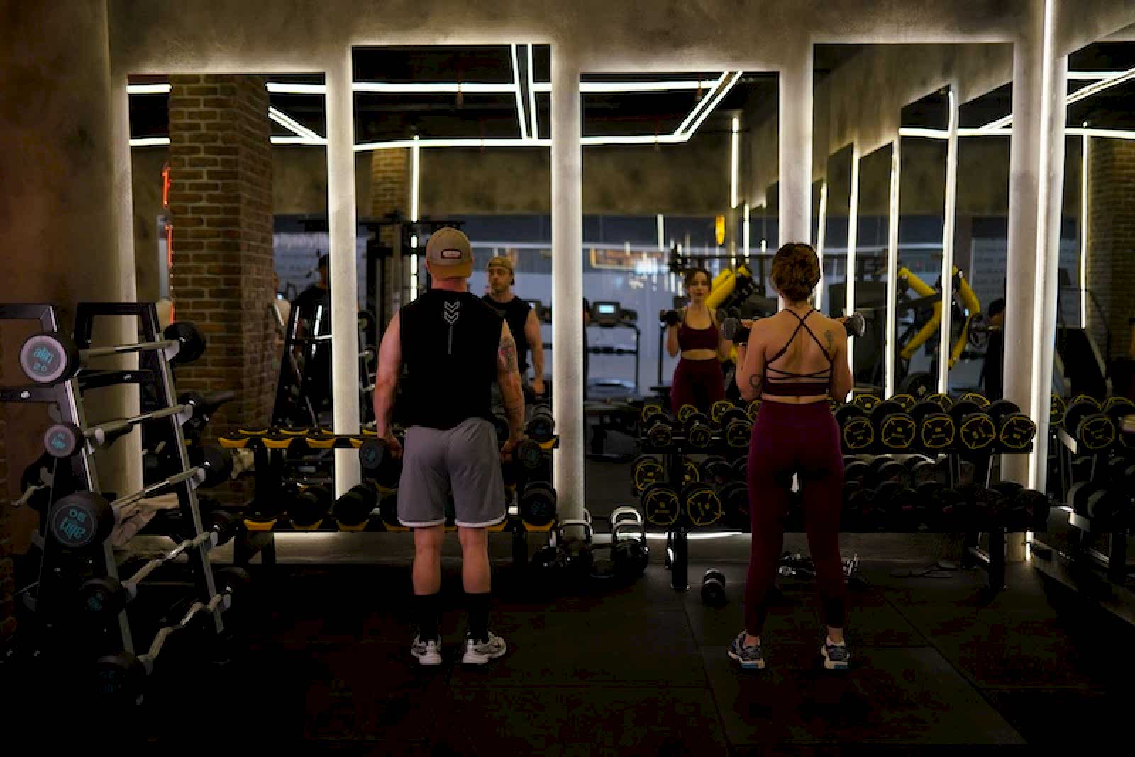 fitness salonlari